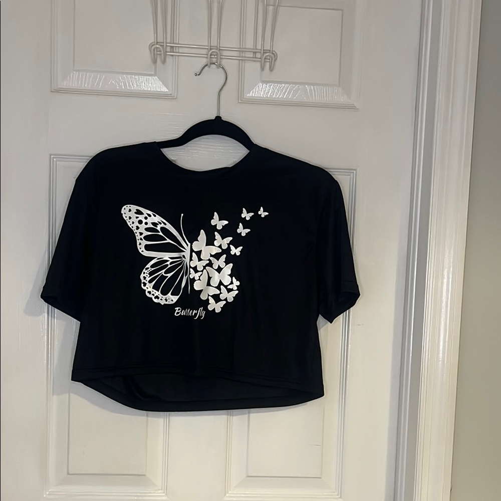 SHEIN Black Butterfly Graphic Short Sleeve Top